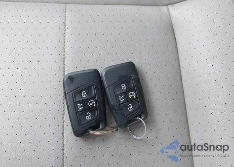 2019 Volkswagen Tiguan 2.0T Se/2.0T Sel/2.0T Sel R-Line/2.0T Sel R-Line Black from USA, damaged, VIN 3VV2B7AX5KM052653